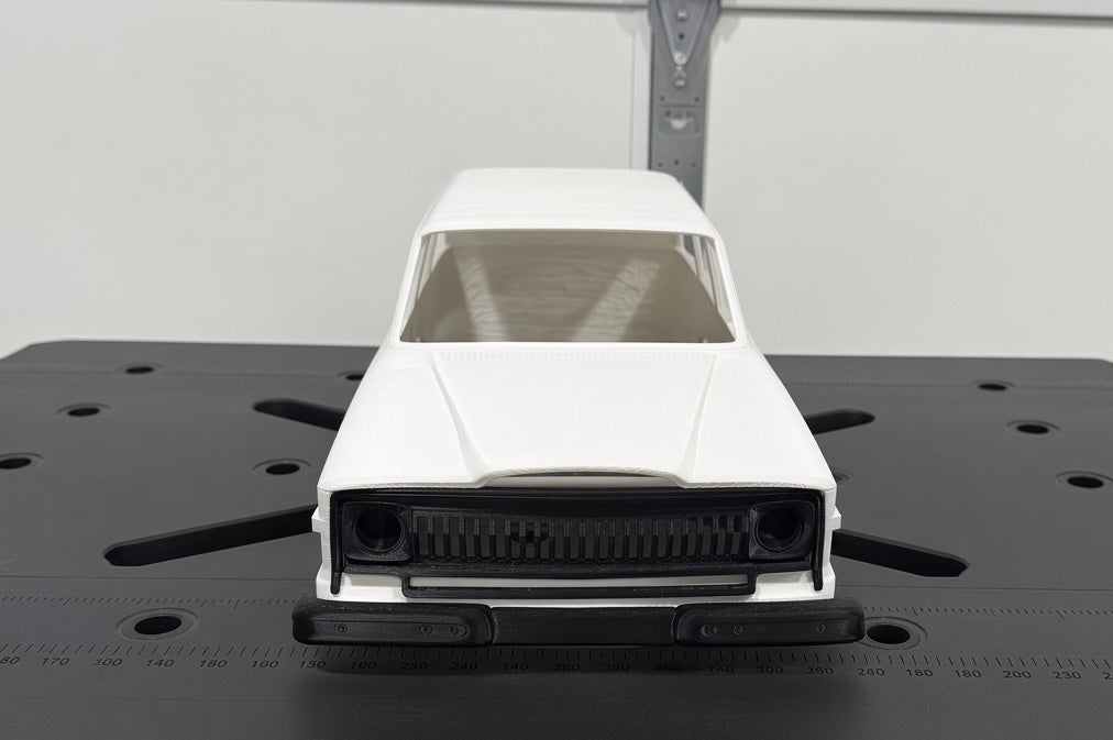 1/10 Scale 3D Printed 1973 Jeep Grand Wagoneer RC Crawler Body