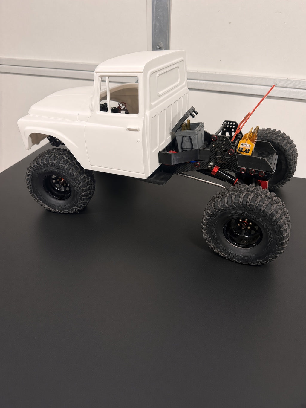 1/10 Scale 3D Printed 1964 International Half Cab RC Crawler Body